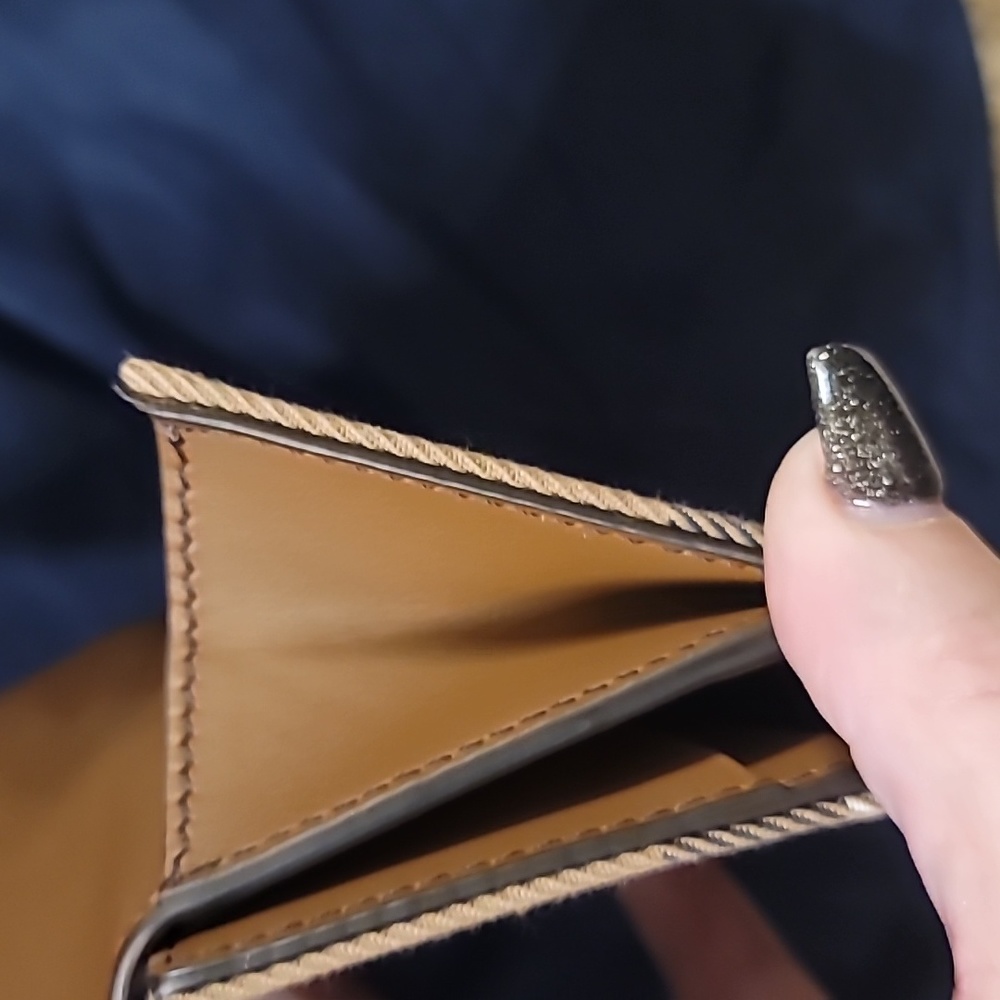 Burberry wallet - Picture 7 of 7